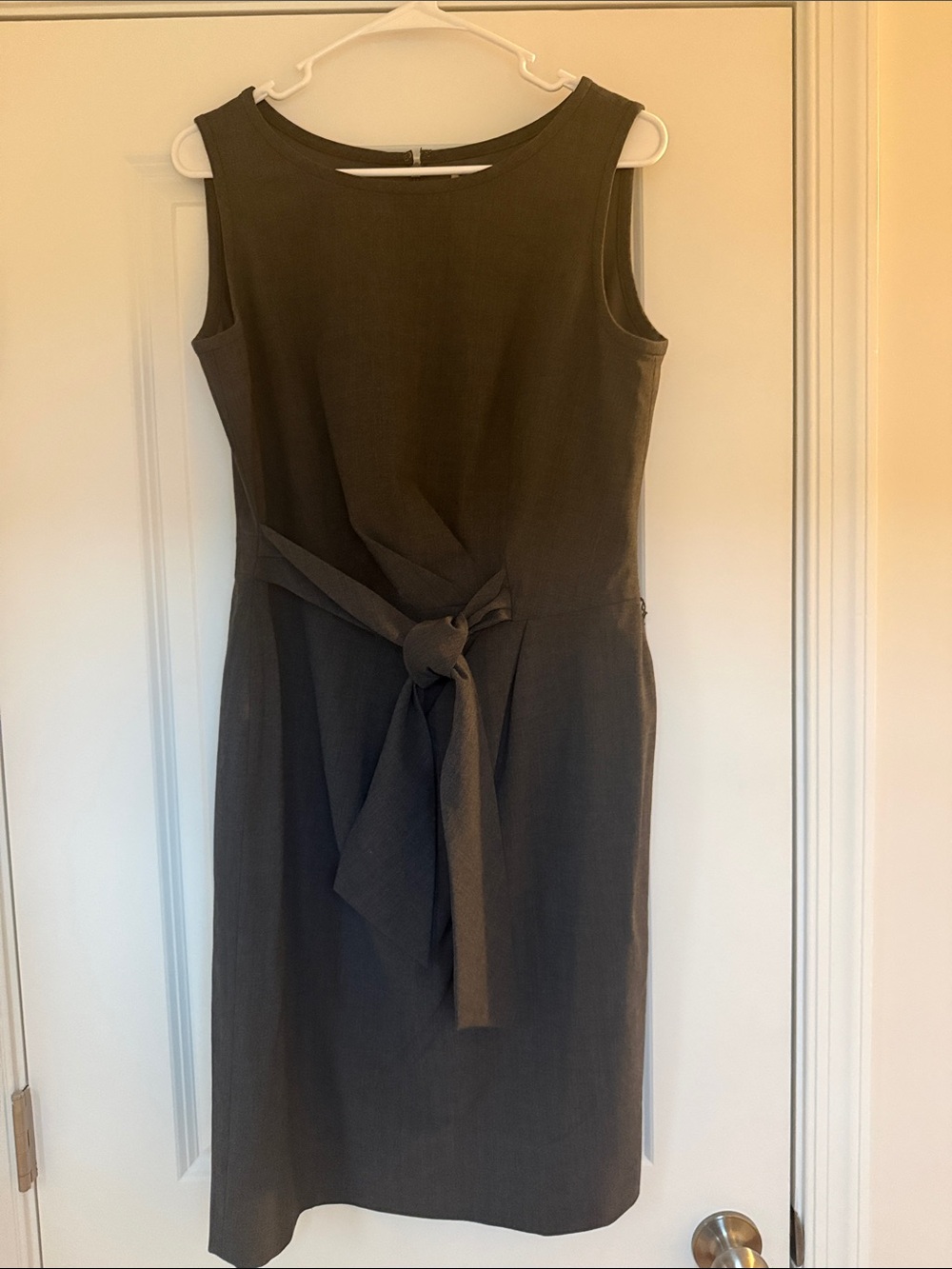 Anne Klein Sleeveless Charcoal Tie-Waist Sheath Dress